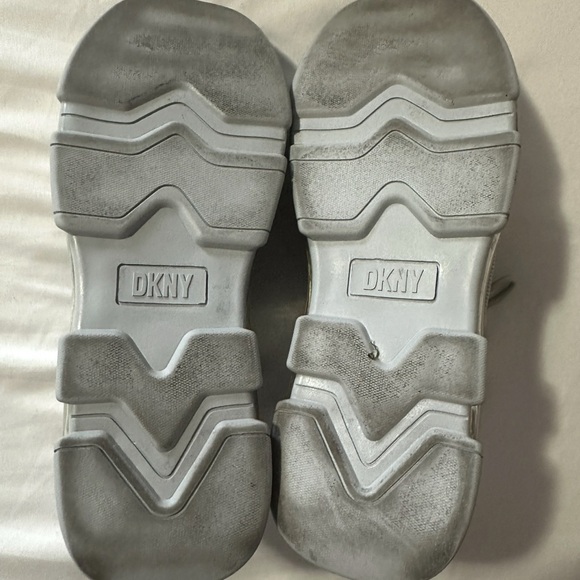 DNKY TACE SLIP ON SNEAKERS - Picture 8 of 8